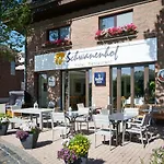 فندق Schwanenhof Und Restaurant