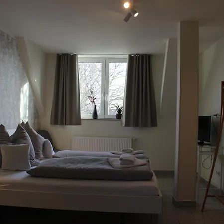 Schwanenhof Und Restaurant Hotel 3*