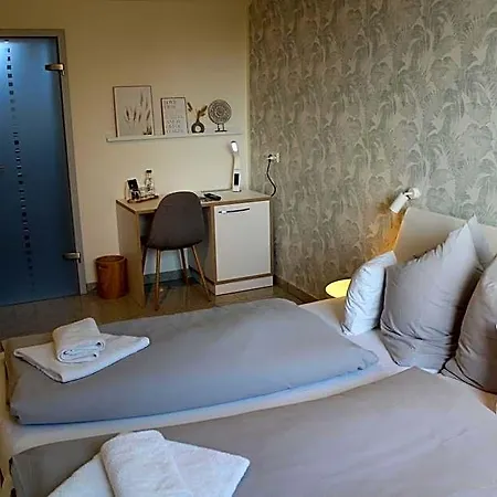 Отель Schwanenhof Und Restaurant 3*