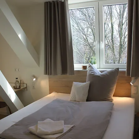 Hotel Schwanenhof Und Restaurant 3*