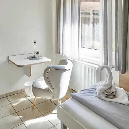 Schwanenhof Und Restaurant Hotel 3*