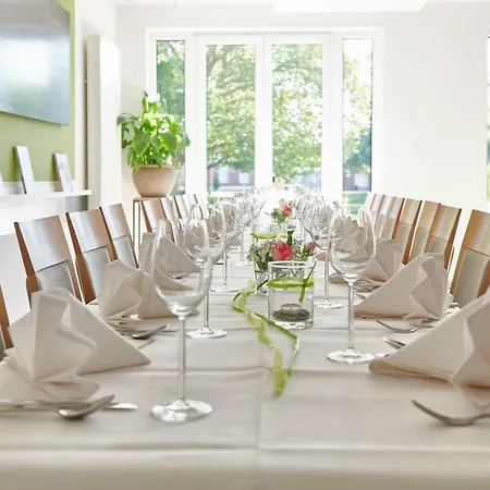 Schwanenhof Und Restaurant